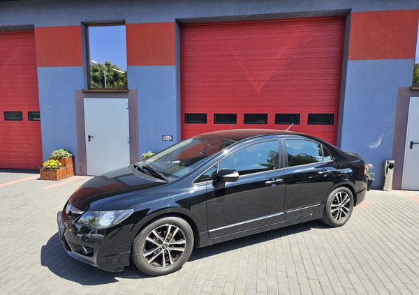 Honda Civic cena 23900 przebieg: 245920, rok produkcji 2009 z Puławy małe 254